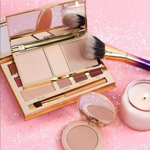 Tarte Rainforest of the Sea highlighter palette